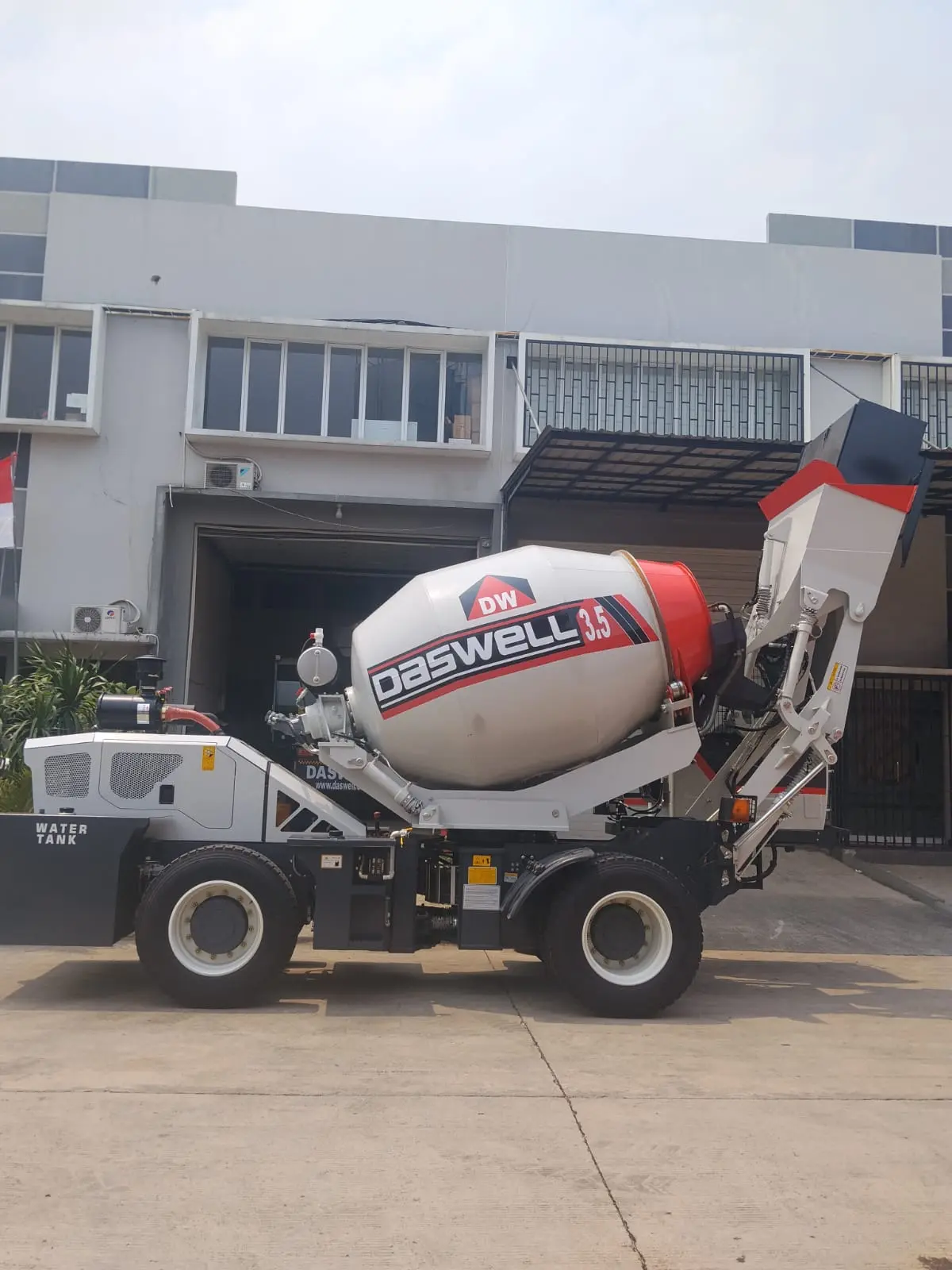 Self Loading Mixer 3,5
